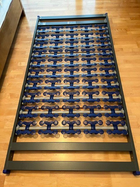 Pfister Lattenroste: 2x Lattoflex Einlegerahmen – Gebraucht aus Münsingen von Papijoe