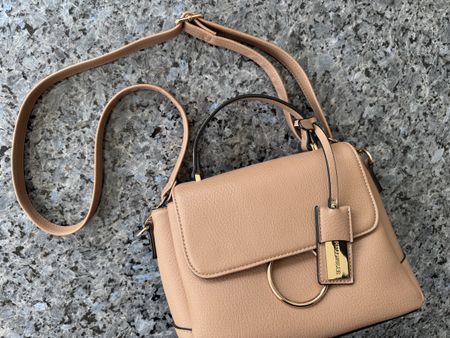 Elegante Handtasche von Hallhuber, beige
