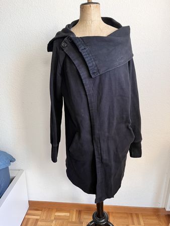Long cardigan noir et original L