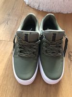 Puma Herren Sneaker, Gr. 44, Olivgrün - Top Zustand!