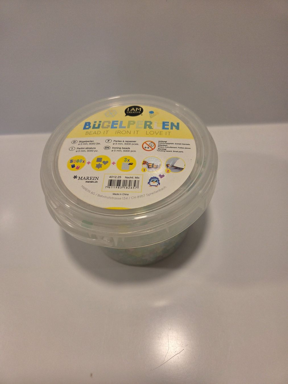 Kits de loisir créatif: Bügelperlen grosser Eimer mit 3 Formen neuwertig – D'occasion à Zürich par Lela-Mirela