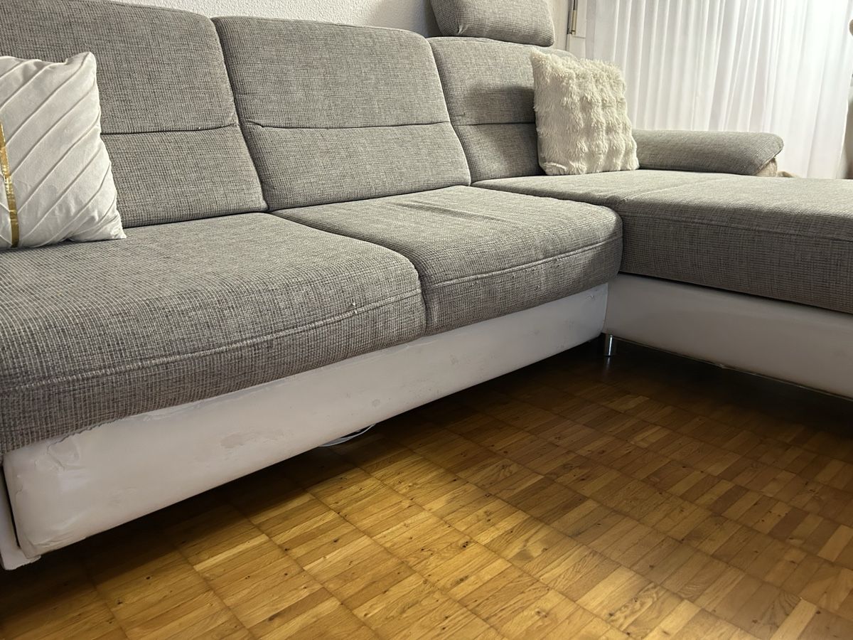 Sofas: Grosse 4.25m Wohnlandschaft mit Schlaffunktion – D'occasion à Dietlikon par ade_sk8v 5
