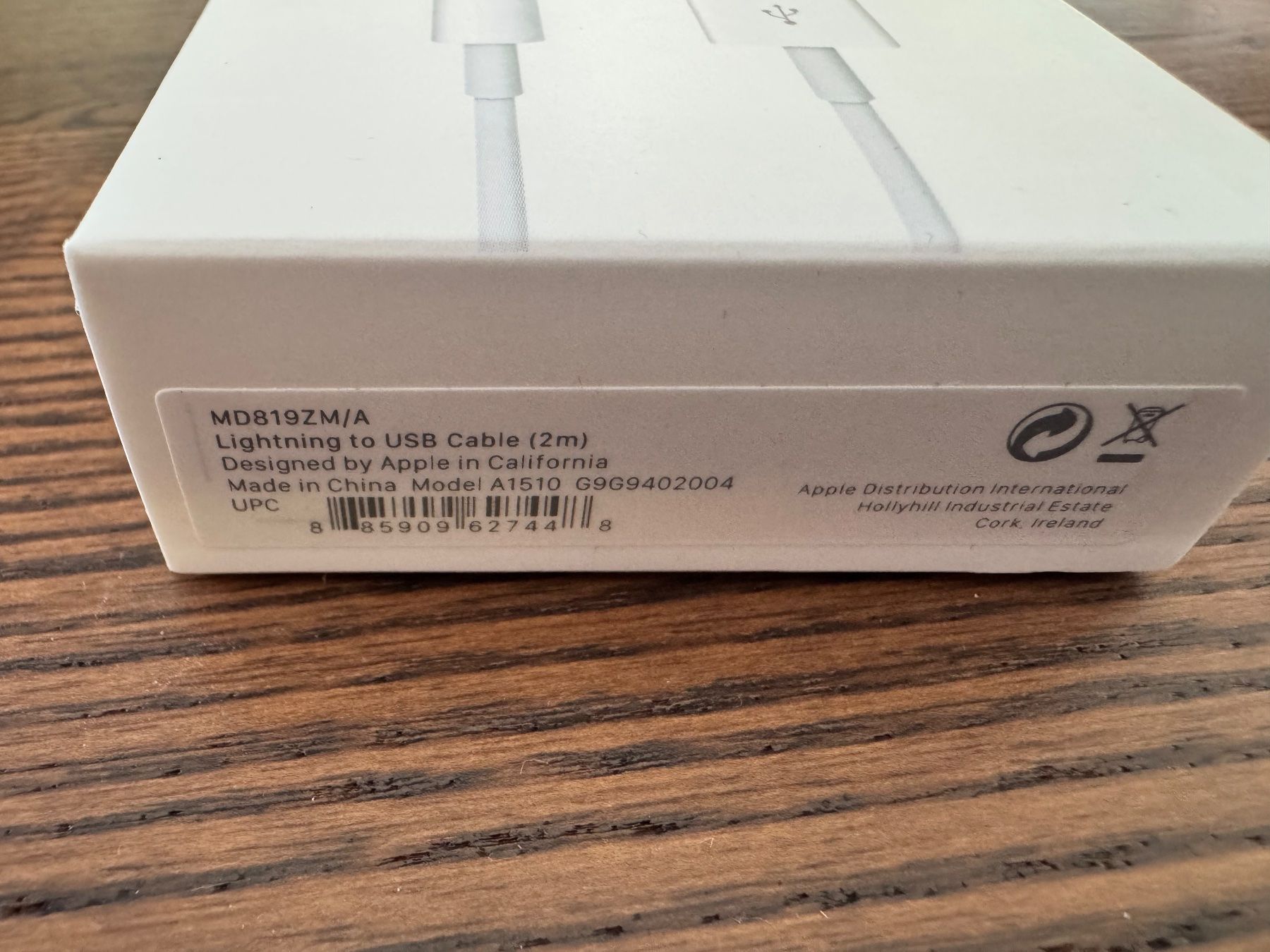 Apple Cavi: Apple USB A auf Lightning Kabel 2m neu – Nuovo (secondo la descrizione) da Löhningen venduto da santafe06 2