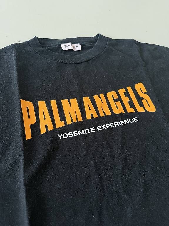 Palm Angels T-shirt: Schönes Palm Angels Shirt – Usato da Derendingen venduto da Meli_Bern 1
