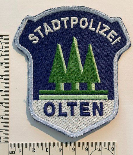 Placchette & Badge: 1 Polizei Abzeichen Stadtpolizei Olten – Nuovo (secondo la descrizione) da Zürich venduto da Policepatch