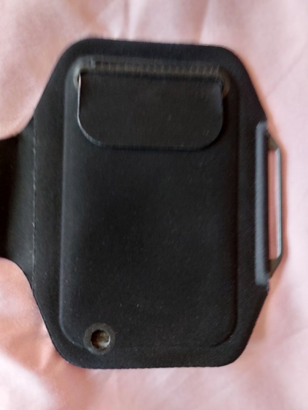 Incase Cover & Protezioni schermo: Brassard pour téléphone INCASE – Usato da Ostermundigen venduto da jul_7t8v 2
