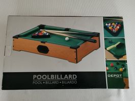 Mini-TISCH-POOL-BILLARD/ inkl. 2 Queues+Bällen/Besen/ TOP !