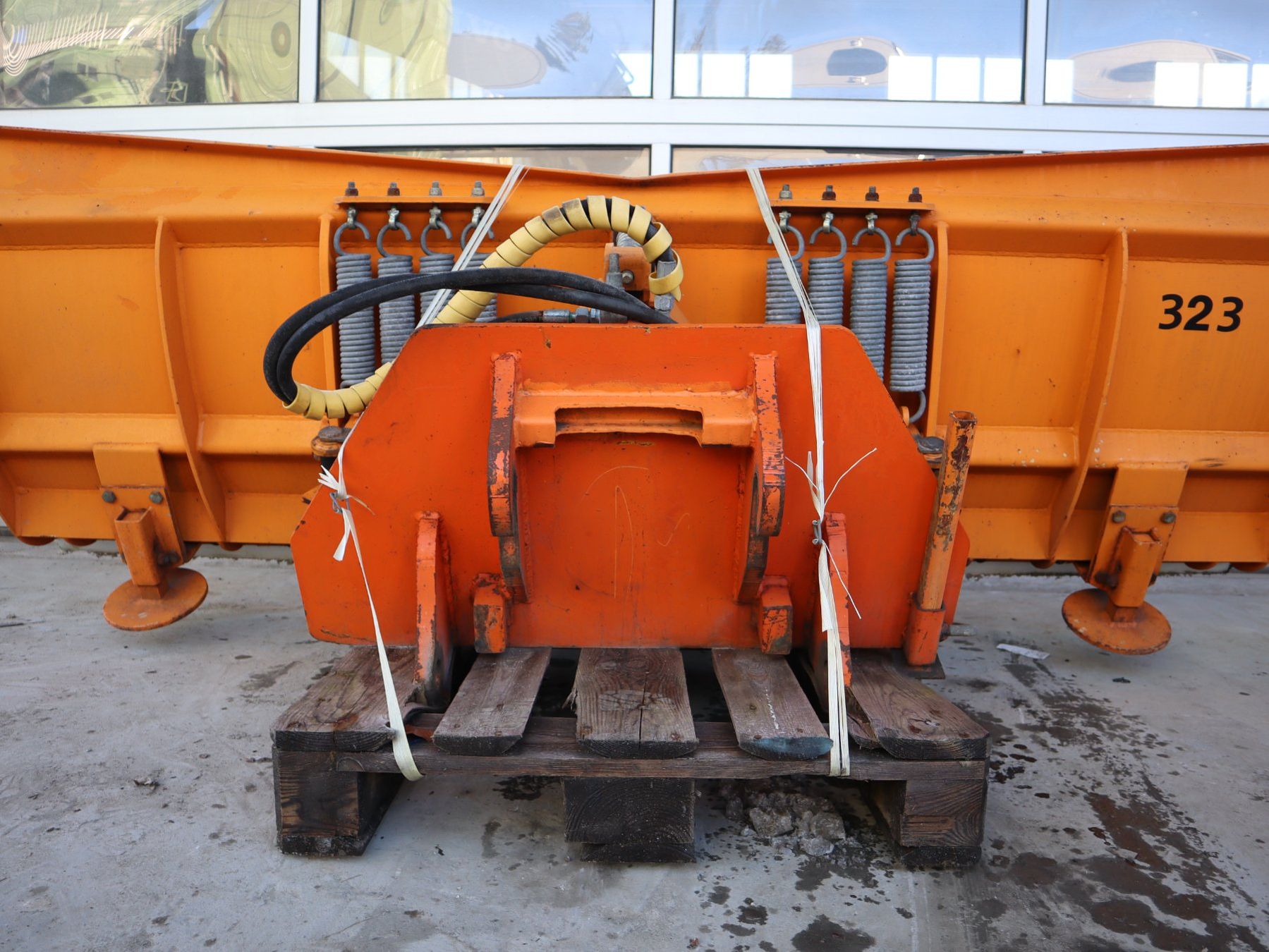 Schneeräumung: Schneepflug Hydrac UNI-250 – Gebraucht aus Hasle LU von Arag08 8