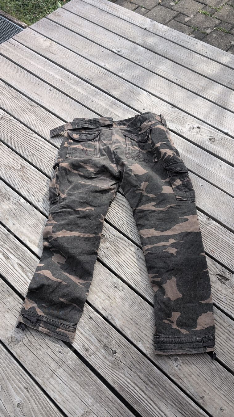 Pantaloni: Motorradhose – Usato da Büsserach venduto da Saner_Holzbau 1