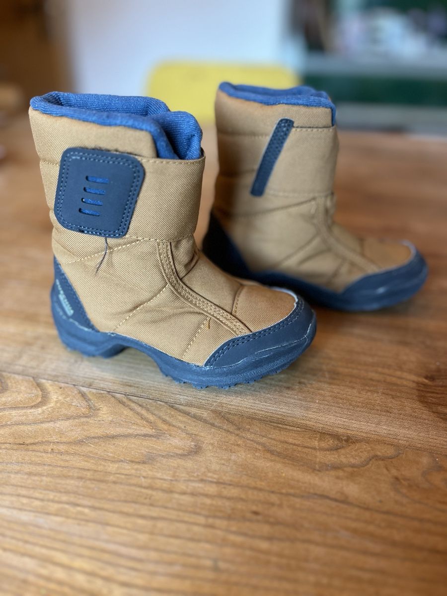 Scarpe per ragazzi: Winterschuhe Kinder, Grösse 27 – Usato da Rüti ZH venduto da Lilalillifee 1