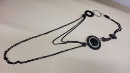 Modische Statement-Kette in Schwarz-Silber, Herbst-Look!