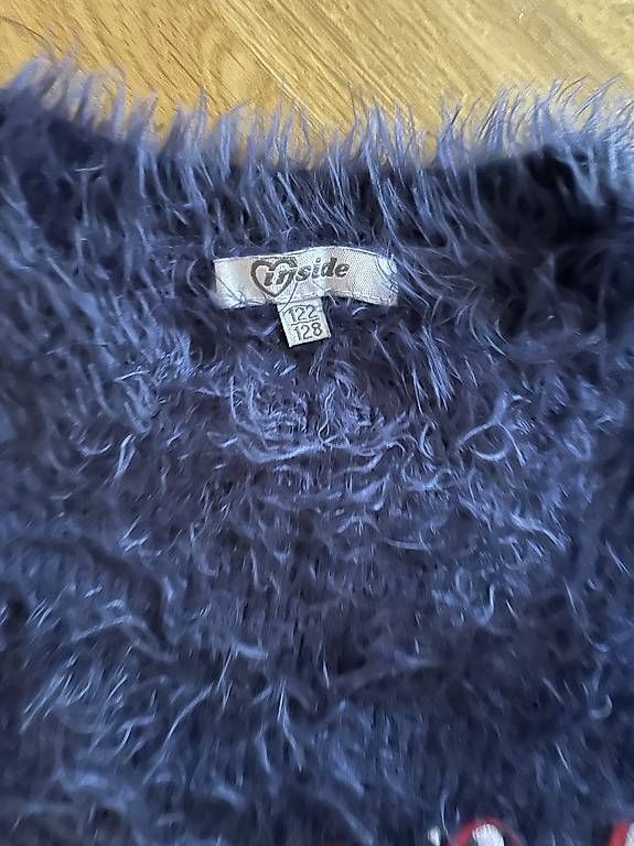 Pullover & Sweatshirts: Flauschiger Pullover Gr. 128 von inside – Gebraucht aus Frauenfeld von manuburg 1