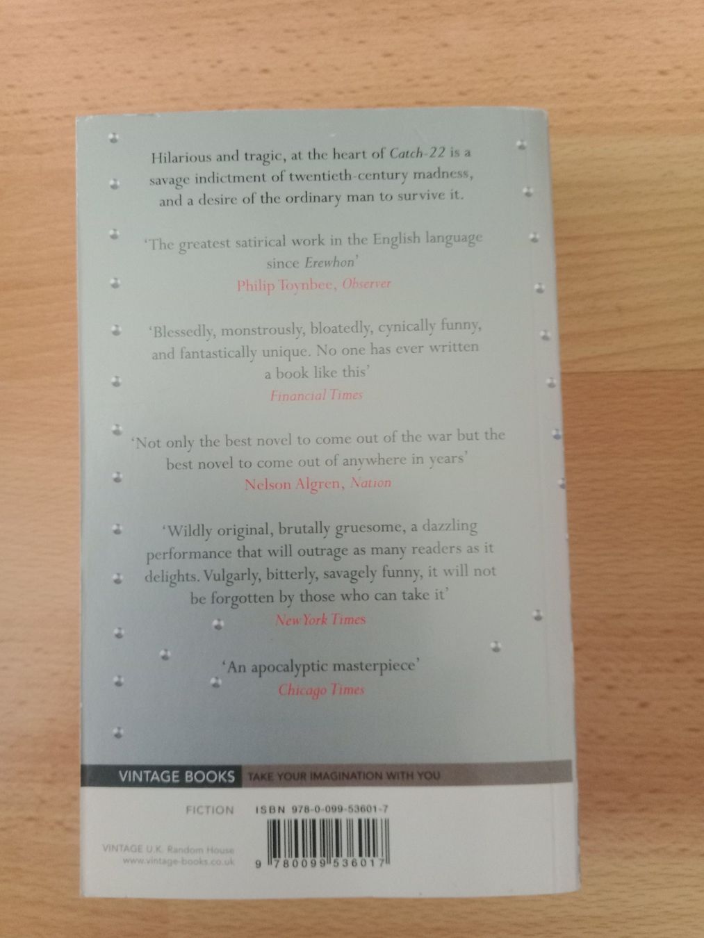 Livres: Joseph Heller Catch-22 Catch 22 classic fiction – D'occasion à Wangen b. Olten par EmilythestrangeX 1