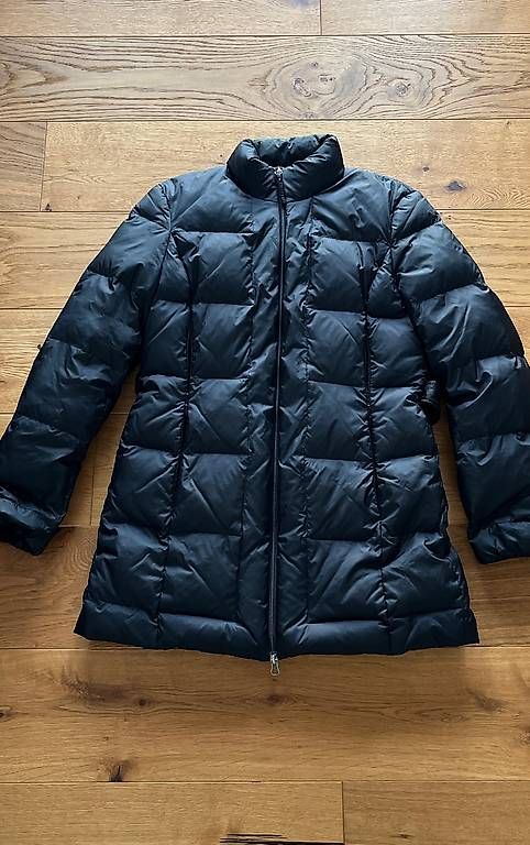 Hugo Boss Cappotti: Hugo Boss Daunenmantel, Gr 38 - schwarz – Usato da Langendorf venduto da winterjasmin