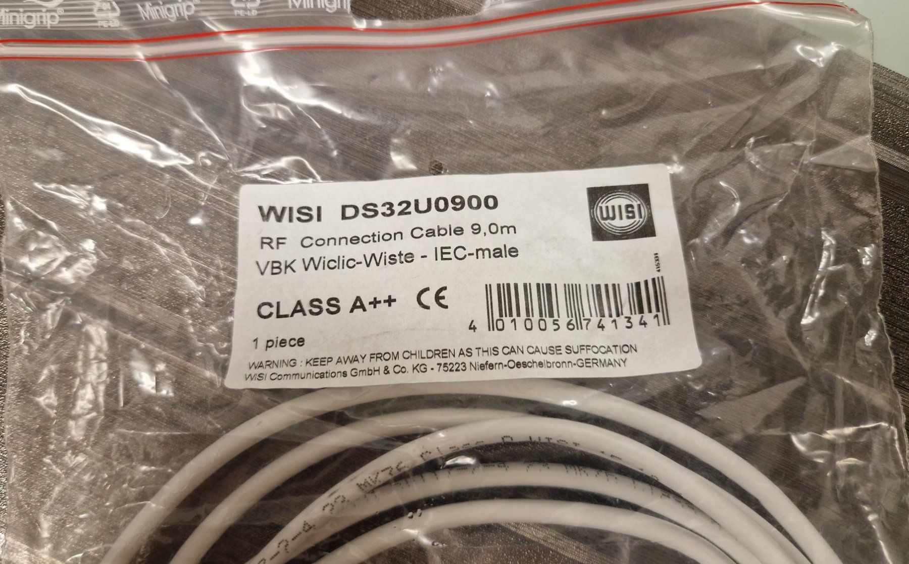 Cavi: Wisi Connection Kabel 9.0m D32U0900 Neu!! – Nuovo e nell'imballaggio originale da Zürich venduto da sirstians000 1