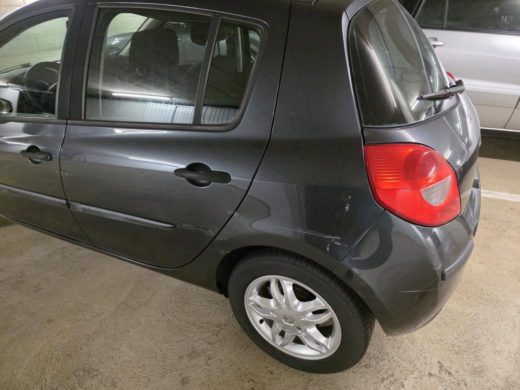 Renault Autos: Renault Clio 1.4 – Gebraucht aus Gland von Rilooz