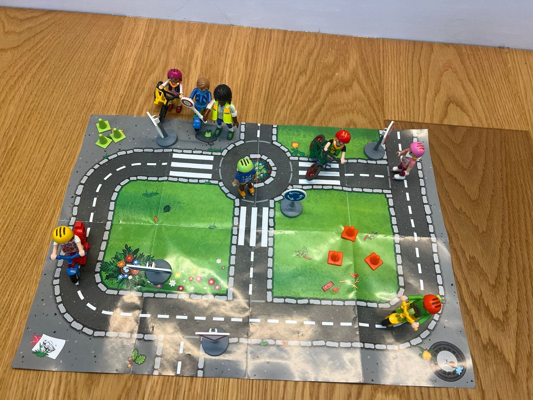 Playmobil Giocattoli: Playmobil Velo und Strasse – Usato da Lungern venduto da Bohnenkraut69 1