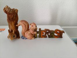 Herbstdeckoration Eichhörnchen