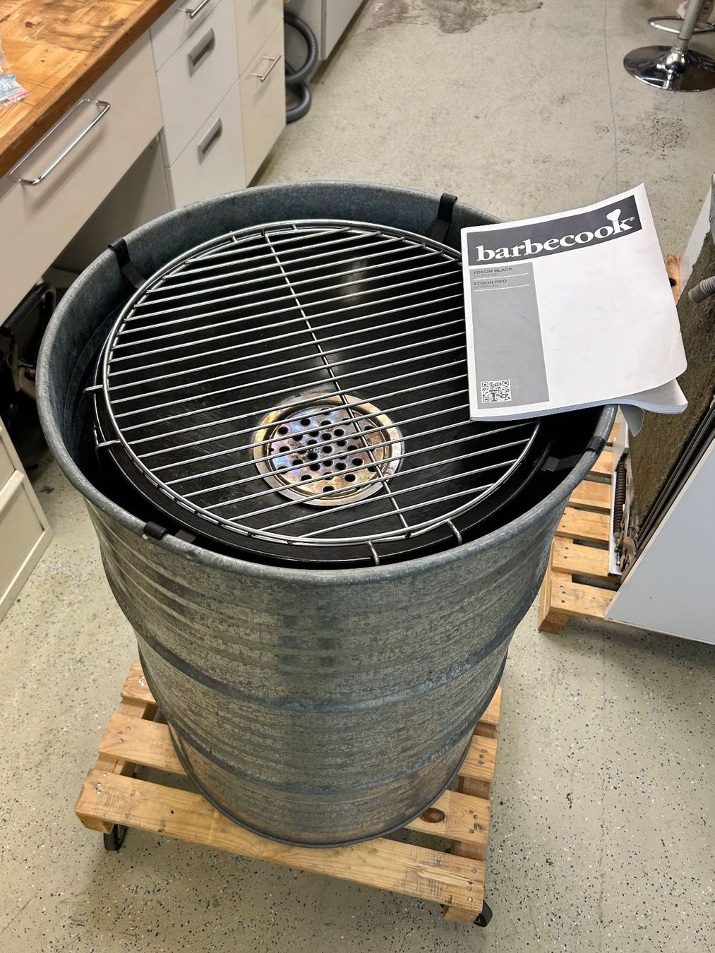 Griglie: Grill- Bartisch - Fass – Nuovo (secondo la descrizione) da Malters venduto da DPHandel 1