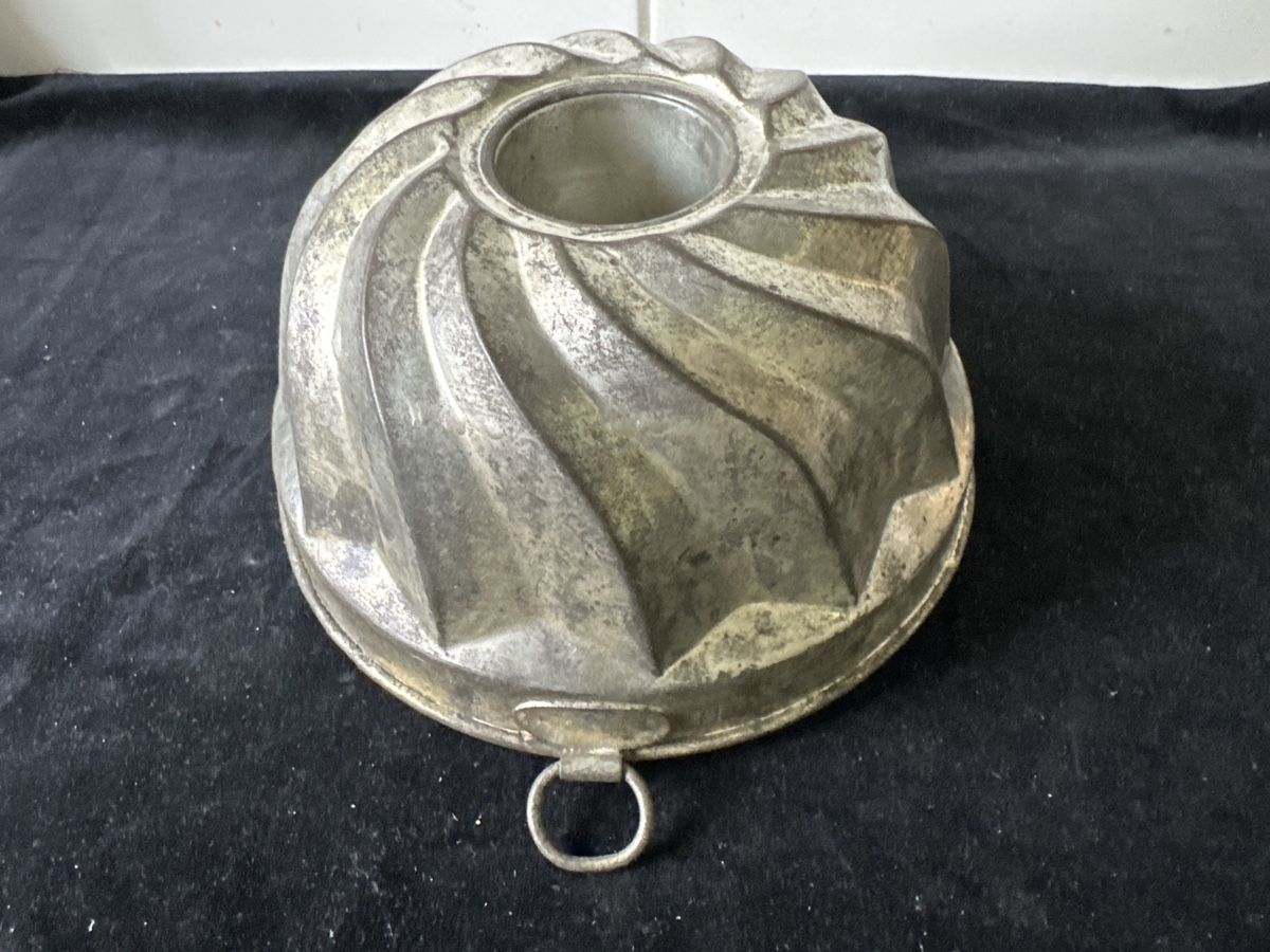 Teglie da forno: Gugelhupf - Backform aus Metall  – Usato da Zürich venduto da Chaeffeler