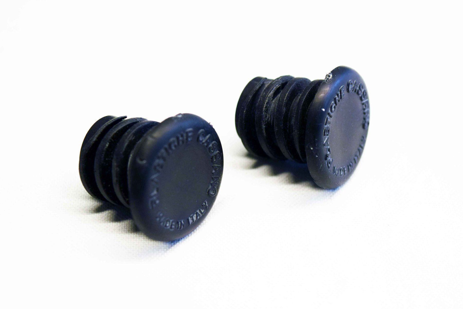 Pezzi di ricambio: Vintage CASSANO End Plugs Set – Usato da Luzern venduto da Cytwombly