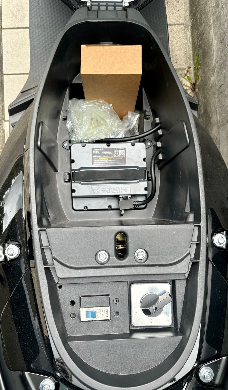 Scooters: Elektroroller E scooter Mofa Falcon 500 und 500 Pro – Neu (gemäss Beschreibung) aus Basel von DeinElektroroller 3