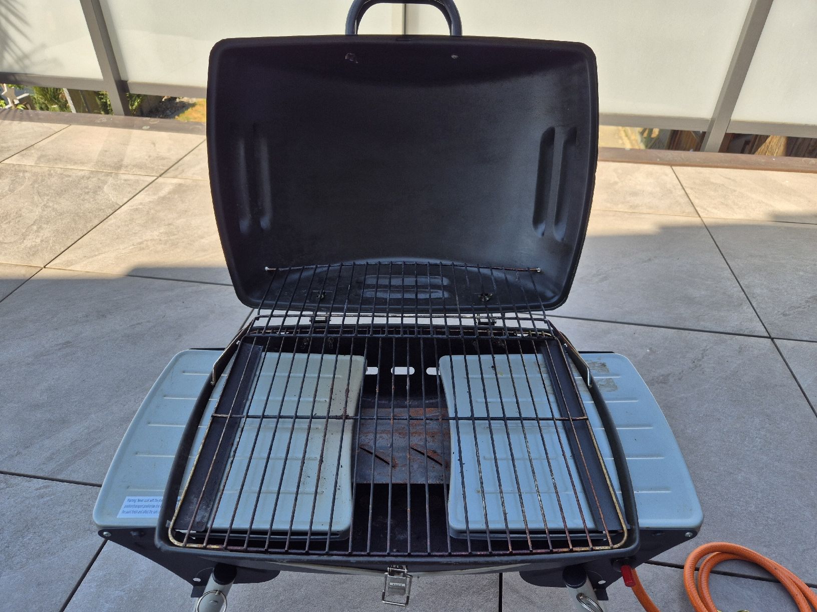 Griglie: kleiner Gasgrill  – Usato da Egolzwil venduto da Viewpoint7 5