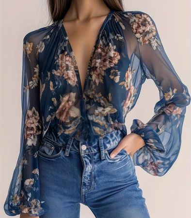 Camicetta blu con fiori, maniche lunghe - Nuovo Stile!