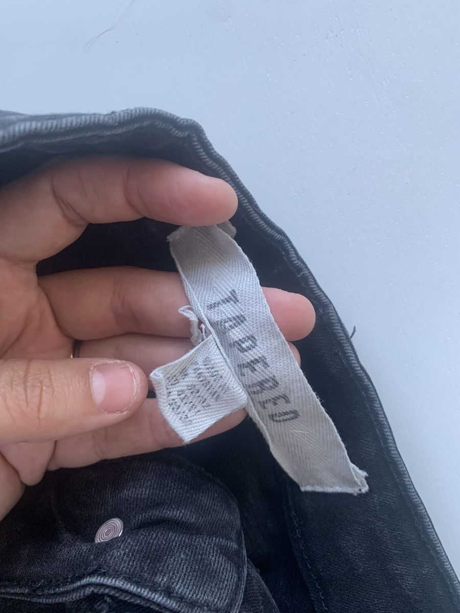 Hosen: schwarze Jeans, Tapered, Gr. 44 – Gebraucht aus Basel von ari_xy65 2