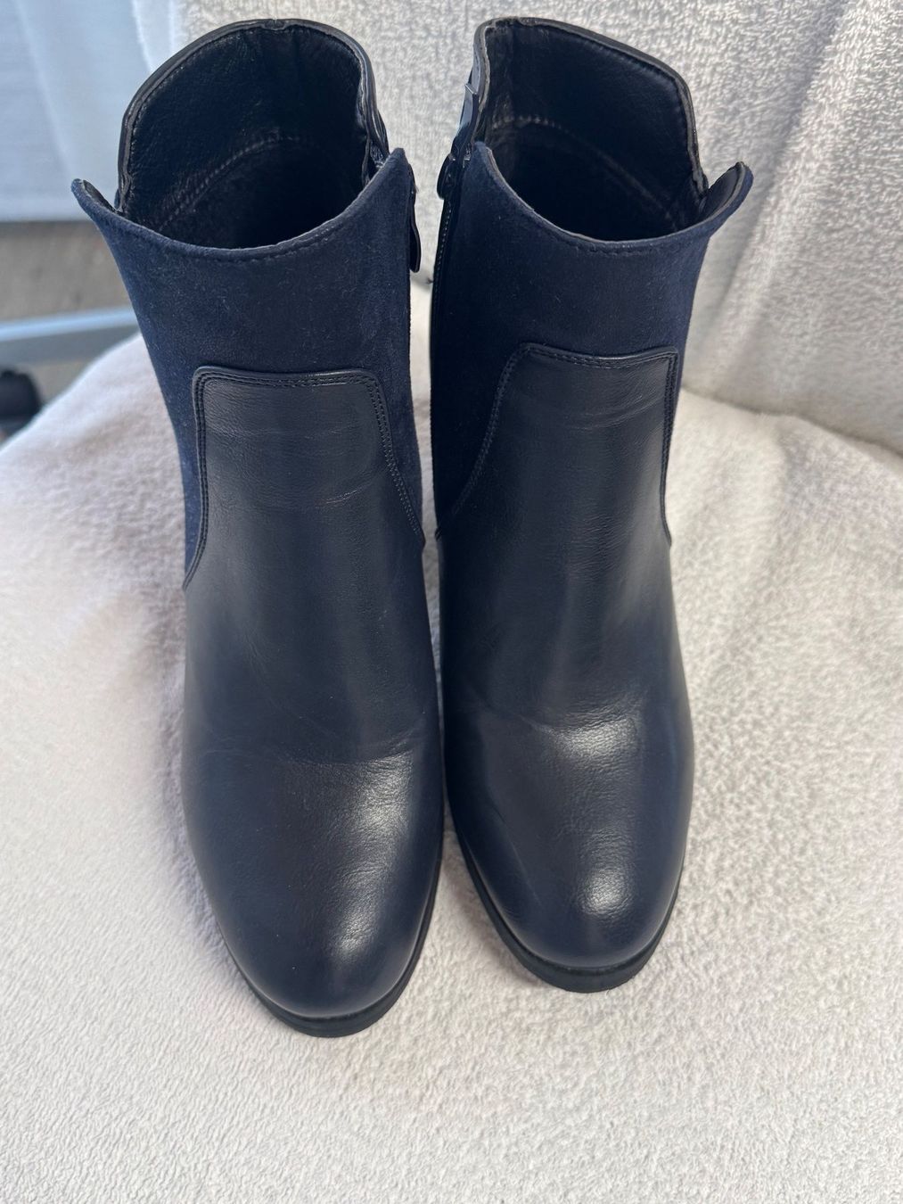 Chaussures femmes: Stiefelette Kunstleder dunkelblau Gr. 38 – Neuf avec emballage d'origine à Zäziwil par blackpearl 2