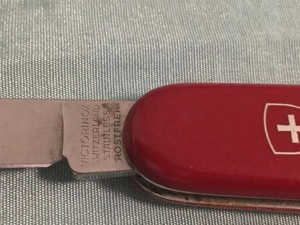 Coltelli tascabile: Schweizer Taschenmesser von VICTORINOX – Usato da Steinhausen venduto da Super05 1