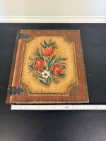 Holzbox Buchform Blumenmotiv handbemalt ca. 27x30x6cm
