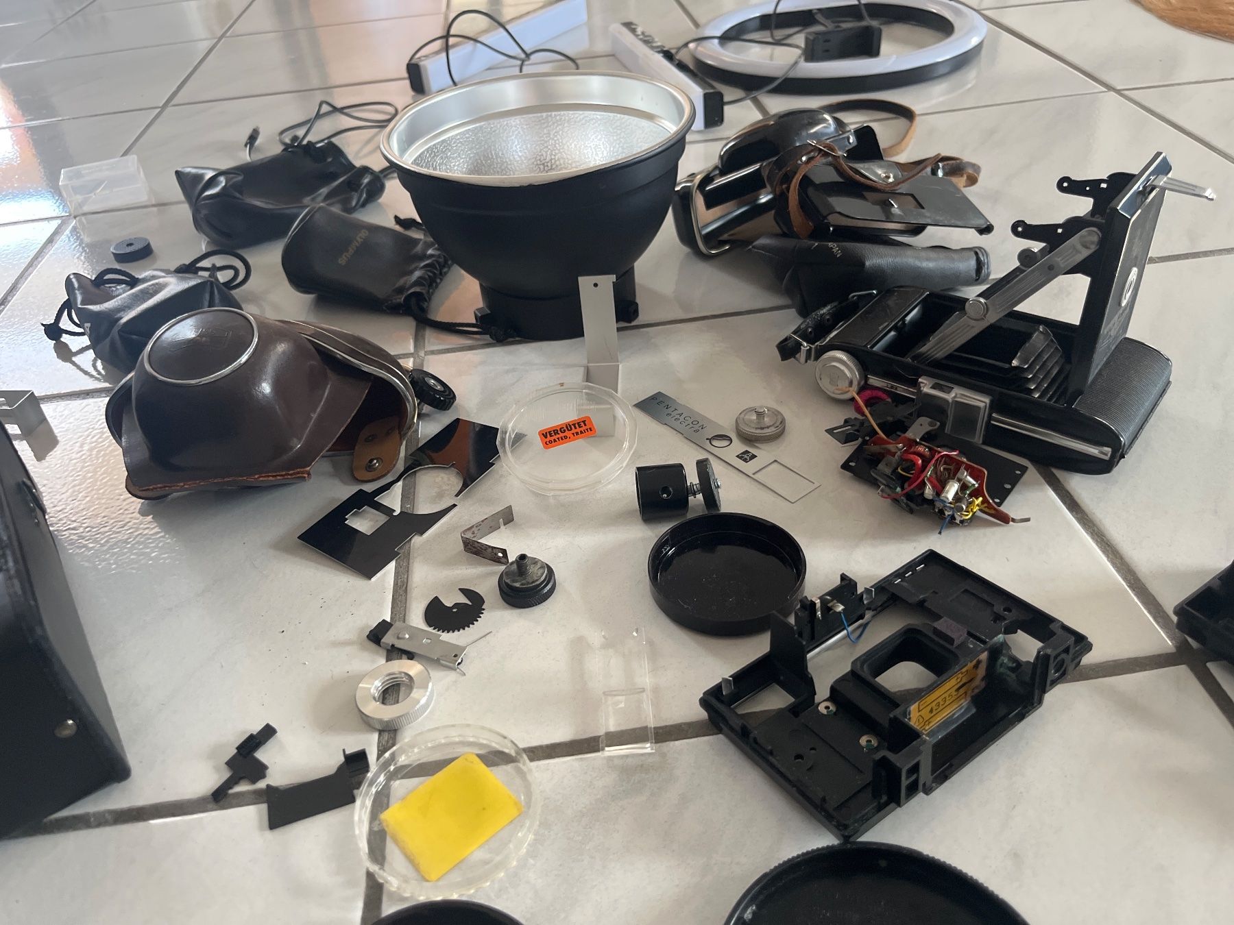 Fotocamera: Lot mit cover und mix – Difettoso da Chiasso venduto da AzenYa