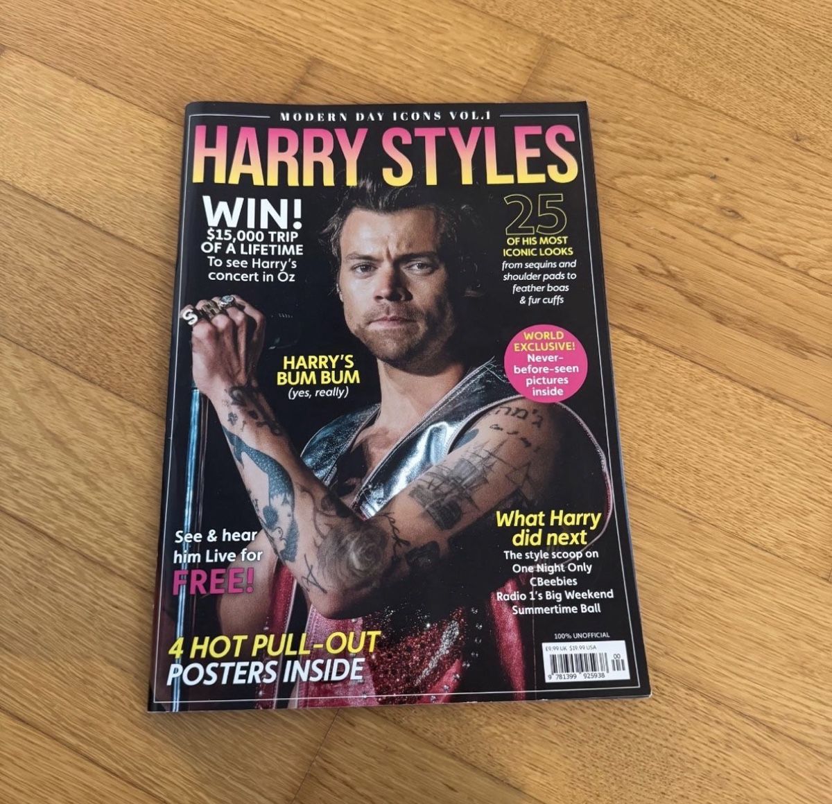Riviste & Magazine: Harry Styles Magazin mit Poster – Nuovo (secondo la descrizione) da Sursee venduto da giu_205