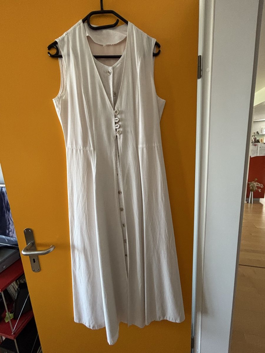 Vestiti: Ecru Kleid Gr. 38 – Usato da Kesswil venduto da Branca-01 1