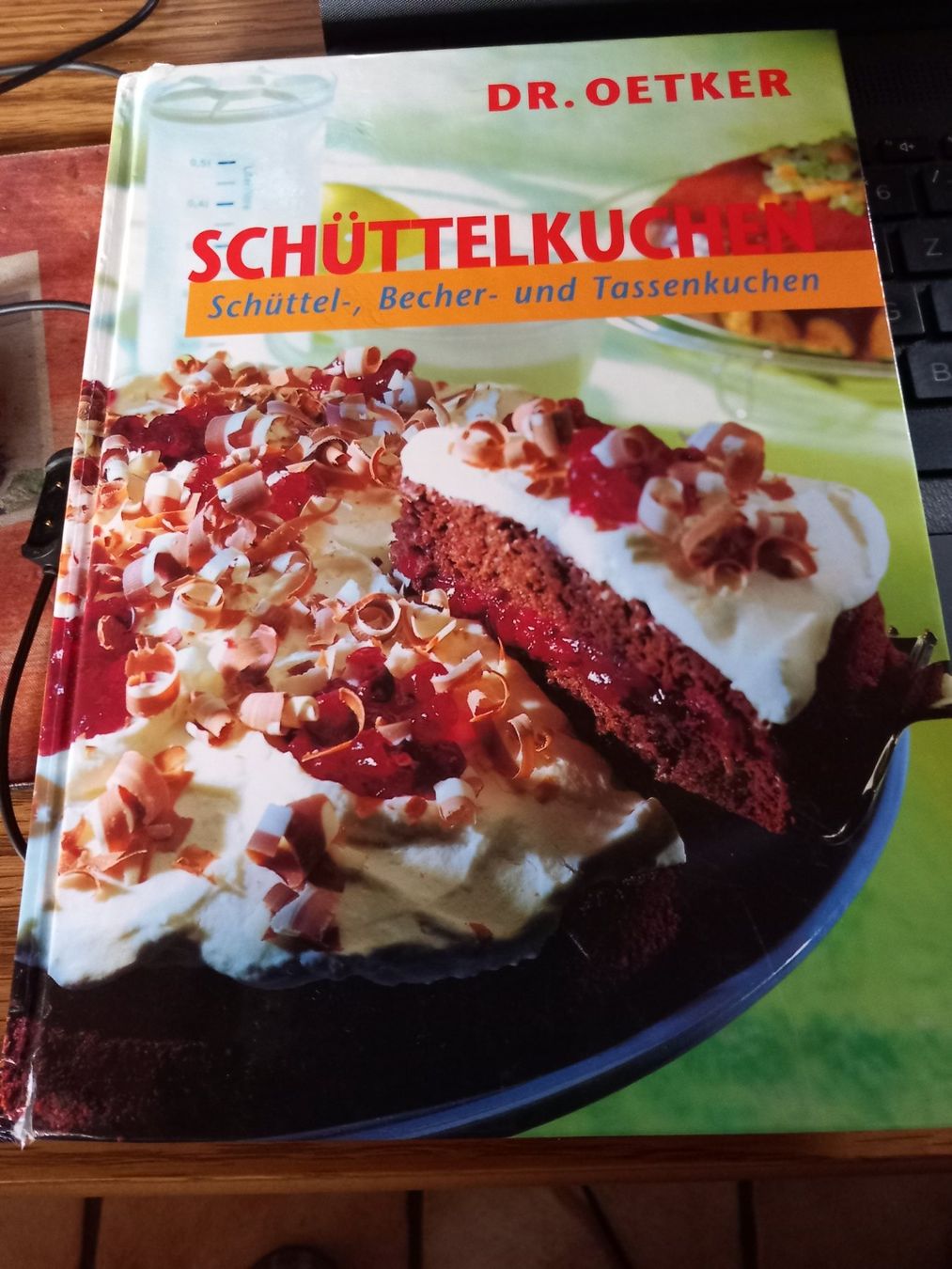 Libri: Dr. Oetker, Schüttelkuchen, Schüttel-, Becher-, Tassenkuchen – Usato da rust venduto da gisele100