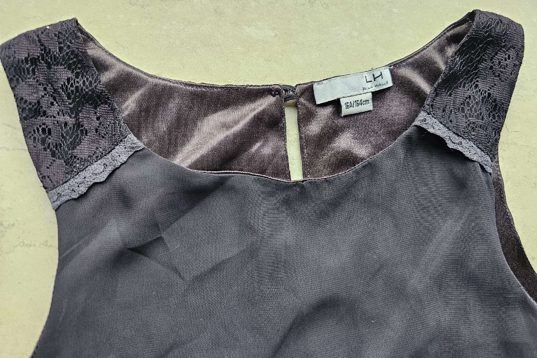 Vestiti & Gonne: Abendkleid Gr. 164 – Usato da Jaun venduto da astix 2