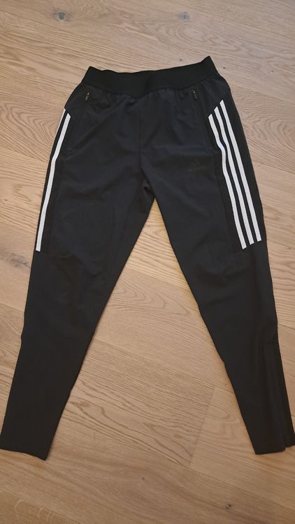 Adidas Hosen: Adidas Trainingshose – Gebraucht aus Engelburg von reb_kp6b