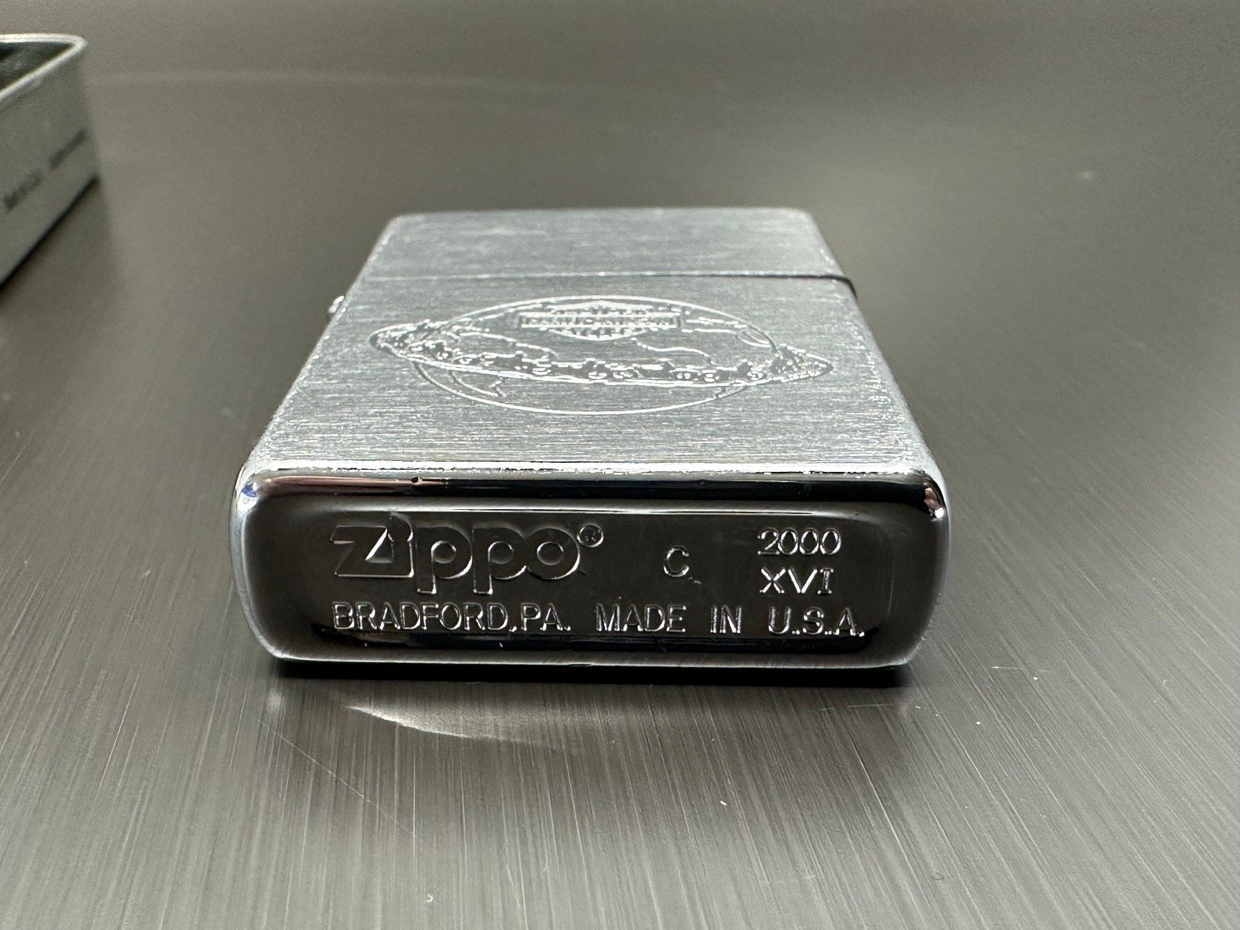 Zippo Briquets: Zippo Harley Davidson, 200HD H308, H-D Globe – D'occasion à Arisdorf par Liquidus 4