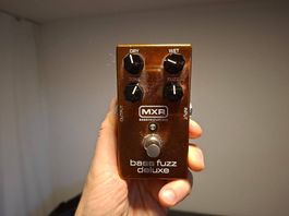 MXR M84 Bass Fuzz Deluxe
