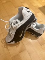Nike Shox Grösse 40 weiss/schwarz gebraucht