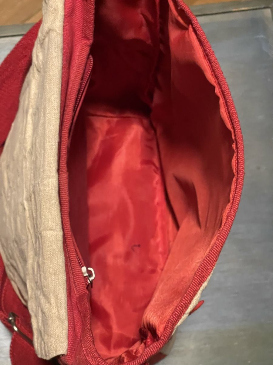 Taschen: Umhänge Tasche Beige und Rot – Gebraucht aus Turbenthal von mmtuescher 5