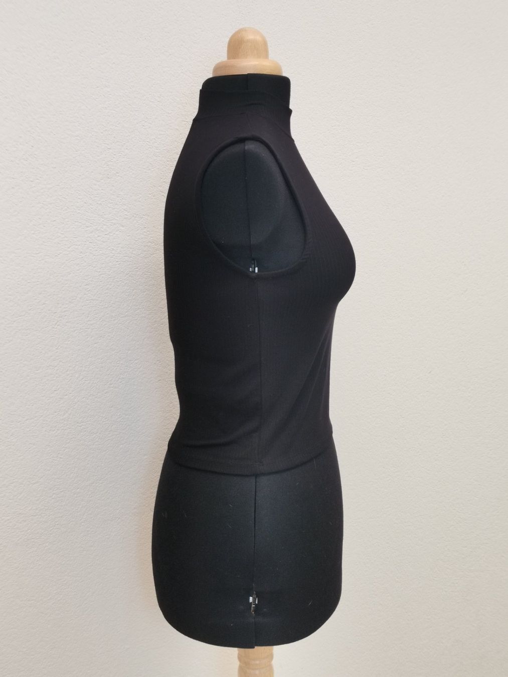 Vero Moda Top: VERO MODA Schwarzes Top Grösse M – Usato da Schaffhausen venduto da Restwert_SH 3