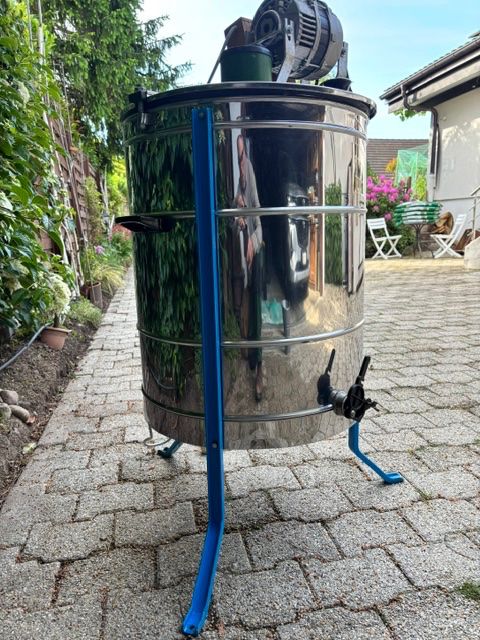Tutte le macchine: extracteur de miel électrique – Usato da GENTHOD venduto da sommb 1
