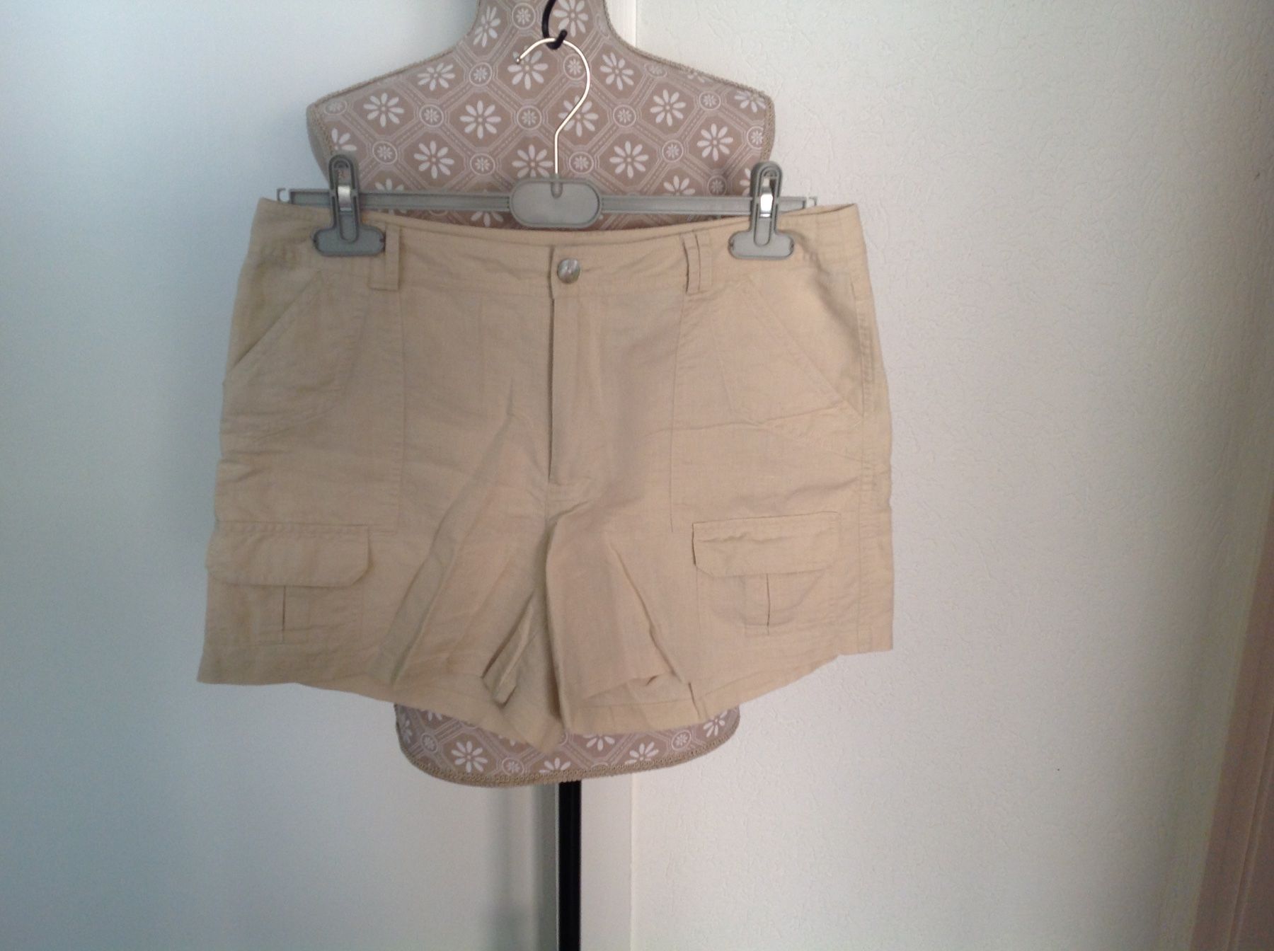 Heine Pantalons: Heine - Short - 40 - Lin – D'occasion à Sion par accroshoes 1