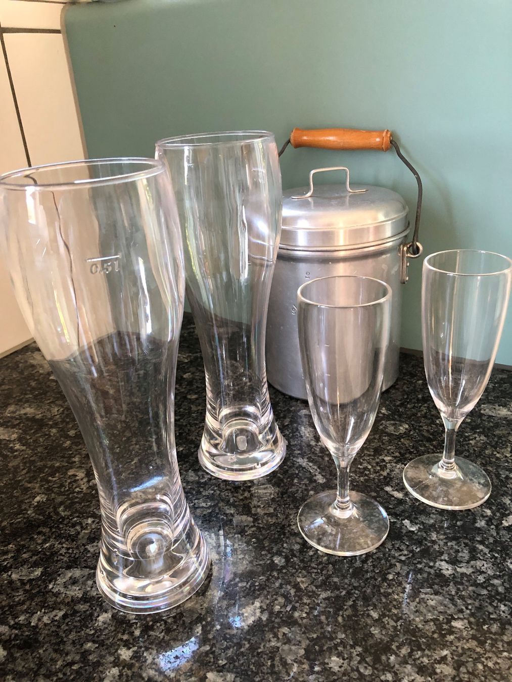 Cucine complete: Camping Sekt/Weissbiergläser – Usato da Staufen venduto da Gs455ch