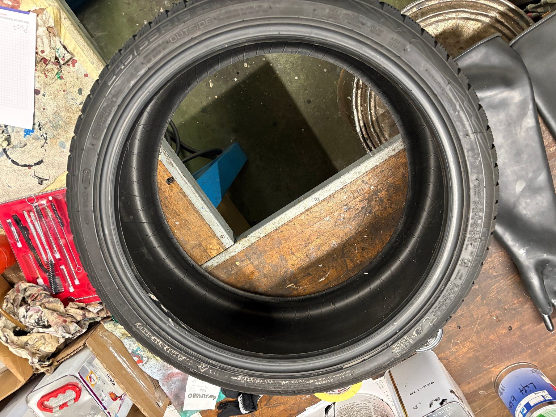 Pneumatici & Ruote complete: Winterreifen 245/35 R19 – Usato da Kaltbrunn venduto da Steoli74 1