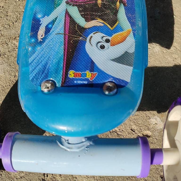 Scooters: Elsa und Anna, Frozen Roller / Scooter – Gebraucht aus Rueras von fscw 2