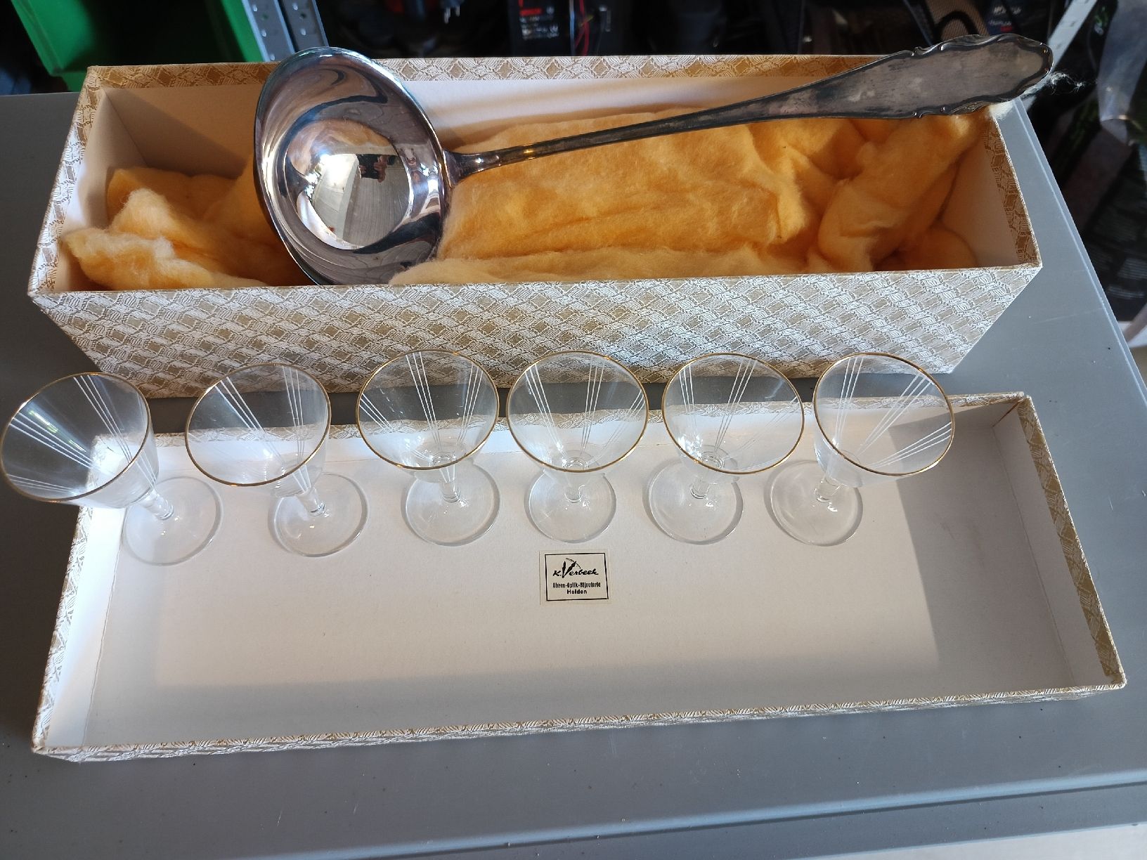 Verres: Sechs Gläsli mit Kelle – D'occasion à Speicherschwendi par clepsydra66 1