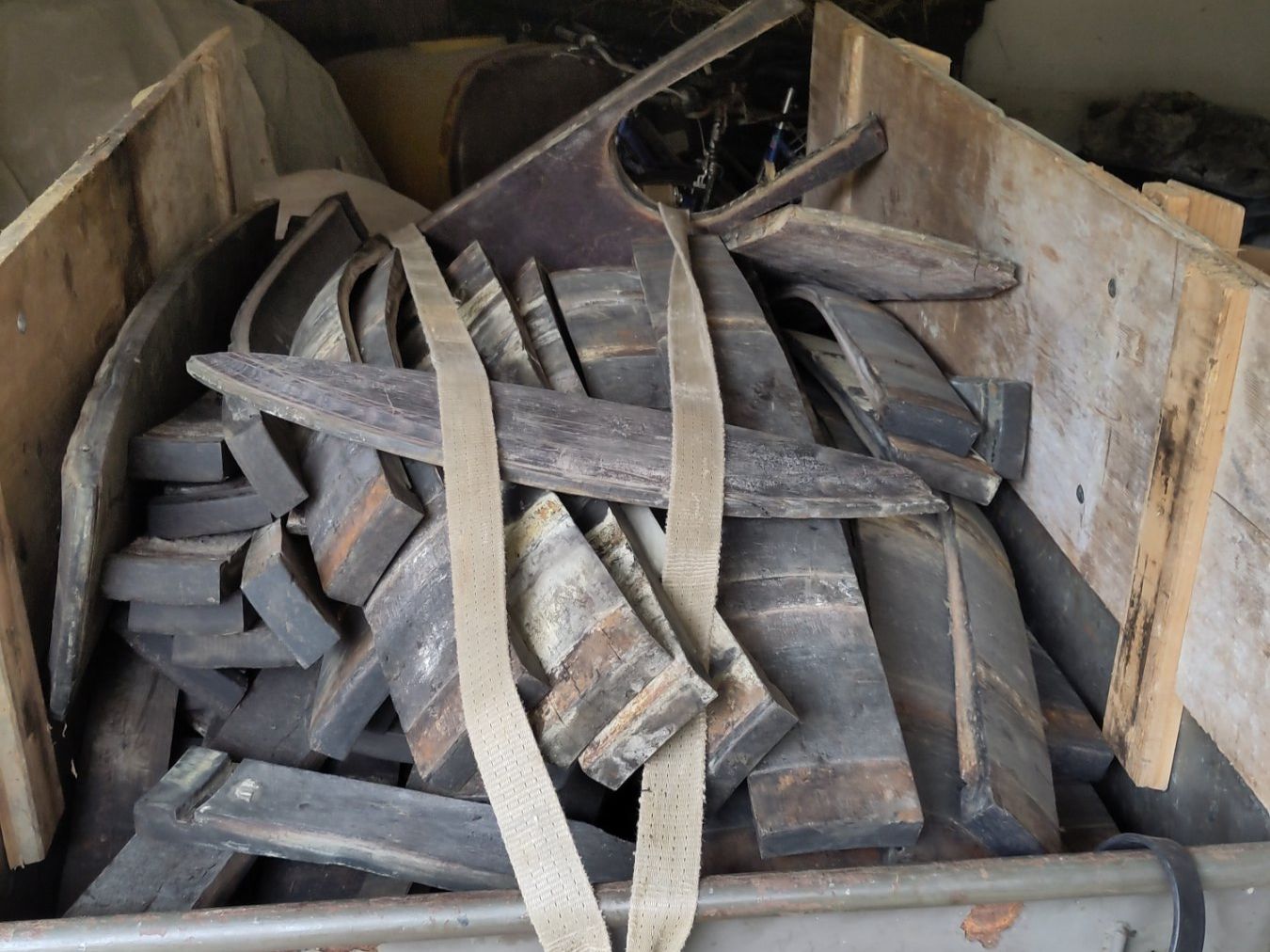 Tutte le decorazioni: Antike Dauben von Eichenfässern – Usato da Oberbüren venduto da EBMA01 4